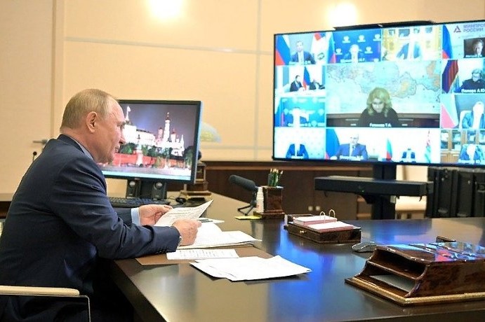 Владимир Путин поддержал предложение об установлении нерабочих дней