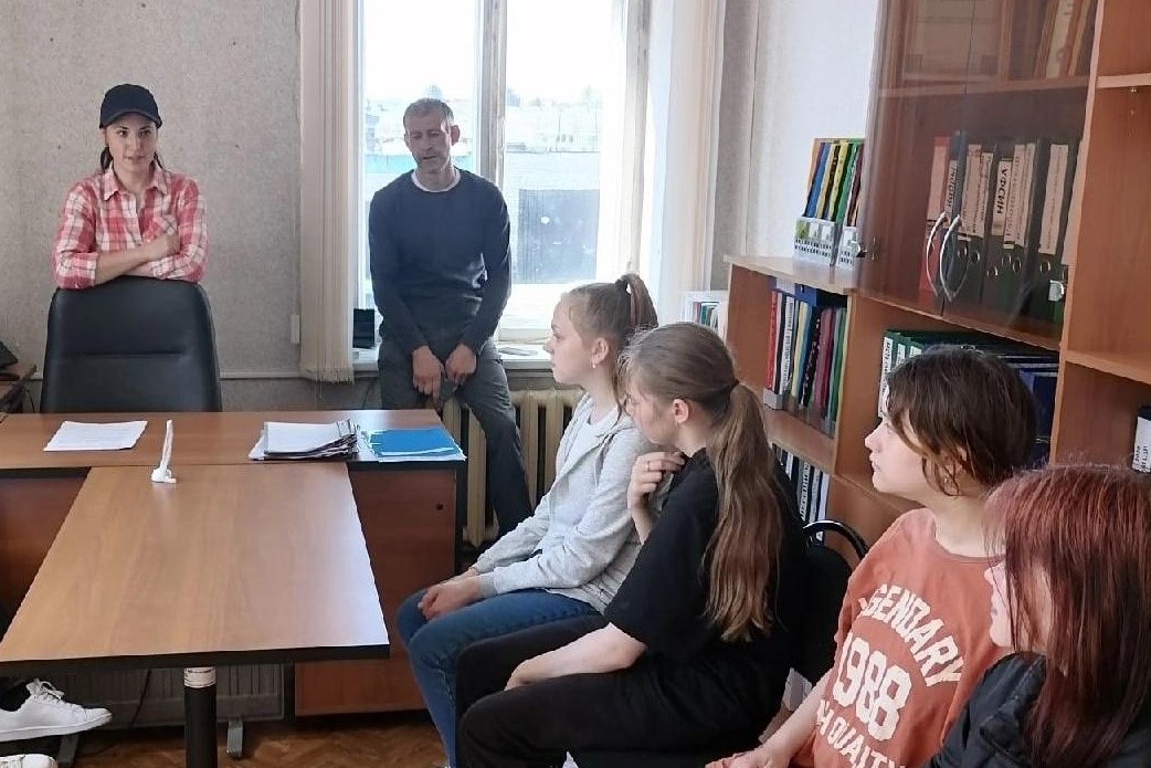 Юные жители Красноборского района ищут работу на 	период летних каникул