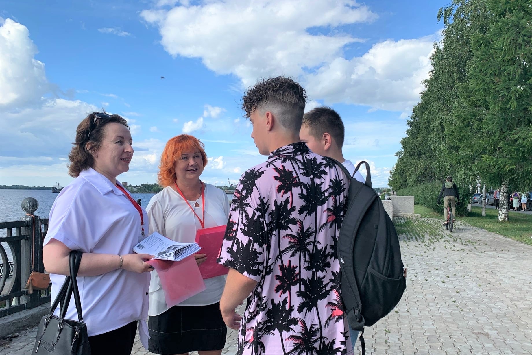 Архангельское отделение занятости провело мобильное 	уличное мероприятие «Подросток-2022»