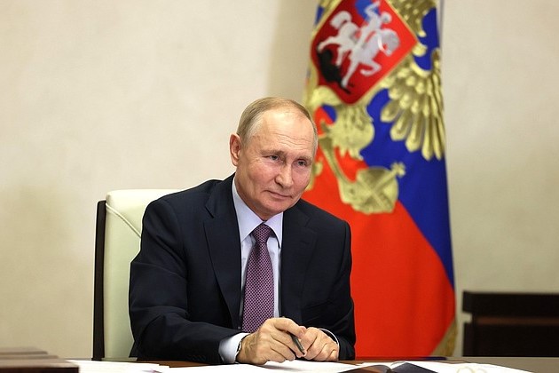 Президент РФ подписал закон о едином пособии семьям с детьми и беременным женщинам