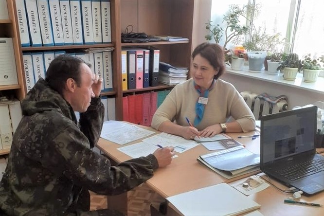 Cпециалисты Устьянского отделения занятости провели выездной прием в Березницком территориальном отделе