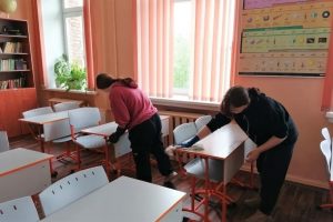 В Архангельских школах начали свою работу трудовые бригады