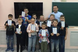 Житель Мирного открыл школу программирования для детей, пройдя обучение по нацпроекту «Демография»