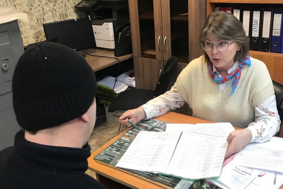 В Устьянском округе продолжается работа по содействию занятости освобождённых граждан