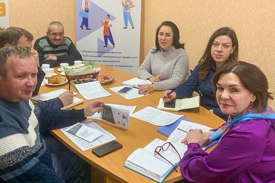 Общественные советы активно взаимодействуют с кадровым центром по Устьянскому округу